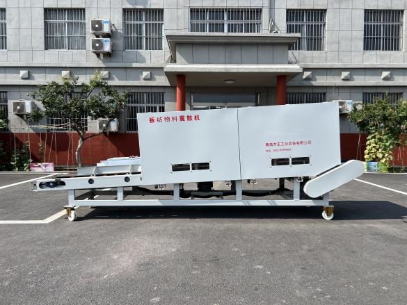 板結(jié)物料震散機(jī)的出現(xiàn)對(duì)農(nóng)業(yè)，工業(yè)，化工行業(yè)的最大幫助